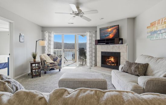 19-4800 Eagleview Dr 223 - 19.jpg