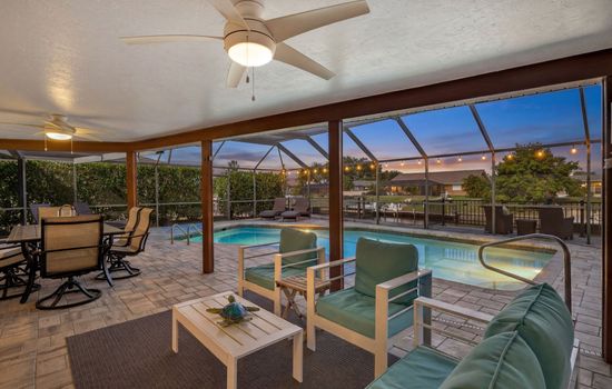 30-Lanai - Dusk.jpg