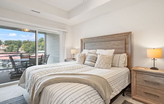22-22 - 278 Emerald Bay Dr 2B.jpg