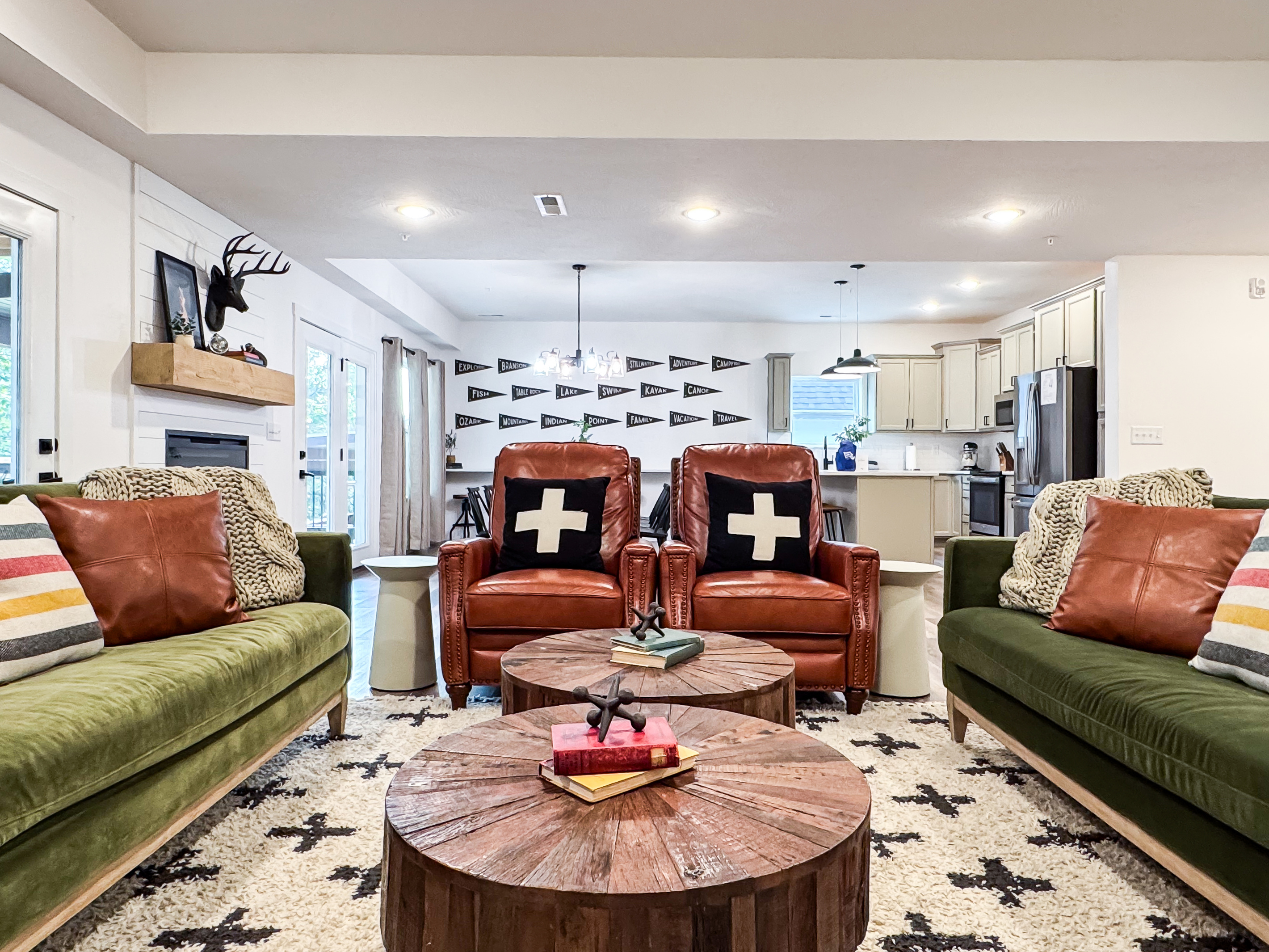 Hot tub, Pool table, Dog-friendly, Indoor pool | Camp Stillwater