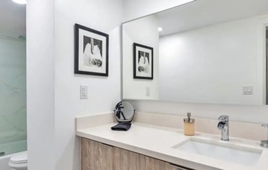 Beach home 1Bed/1.5Bath w/King bed at Sian