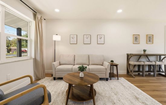Modern 4BR Retreat | Near Lakeland & Legoland