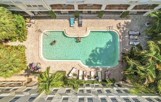 1 - Pool.jpg