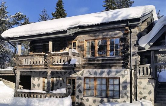 Rukanjurmu 8 | Spacious 2BR Log Apt with Sauna | Near Ski Slopes