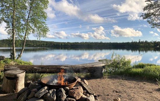 Mestarikämpät B 9 | Cozy Lakeside Cottage & Sauna