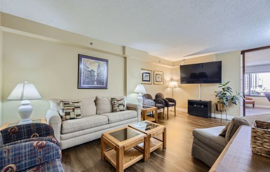 Outstanding Location | 1BR Haven near the Strip