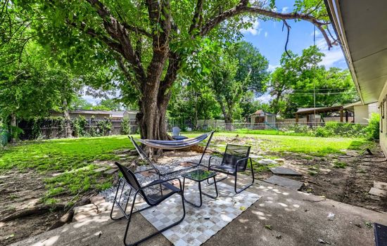 Texas Comfort in the Heart of DFW w/ Game Room
