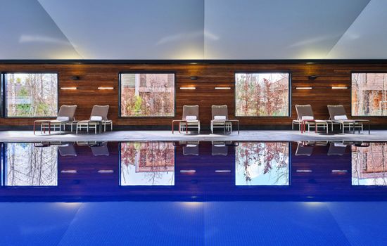 Pool Indoor
