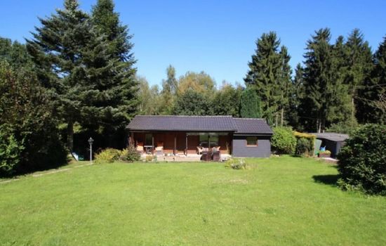 in Oberlahr mit Großem Garten