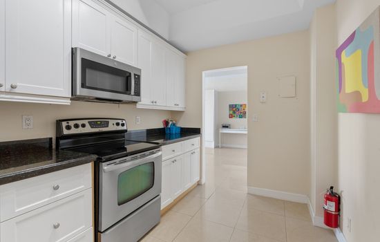 Penthouse w/ King Bed & Ocean View at Tides