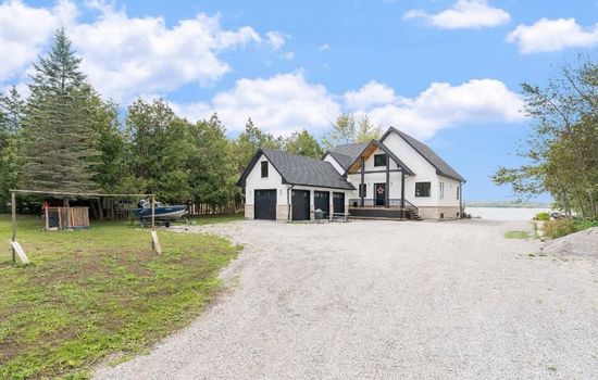 Luxury, 4 bedroom, 4 bath, Waterfront, Orillia