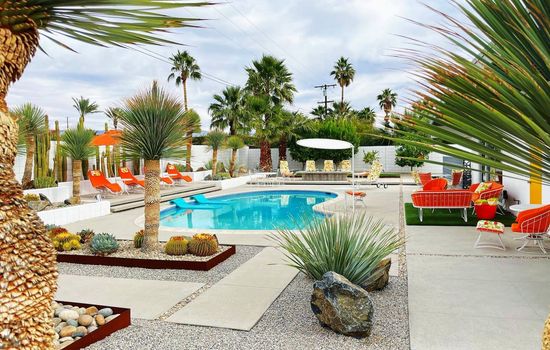 Designer Wexler Oasis with Saltwater Pool & Spa