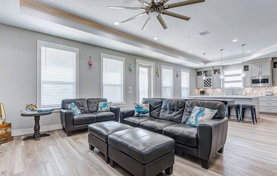 Royal Beach Retreat | Sleeps 16 | 4Bd/2.5Bth