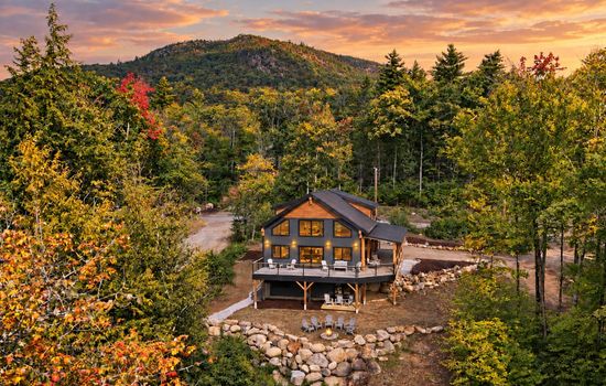 Stanton Ridge Retreat | Luxe Timber Frame | Views