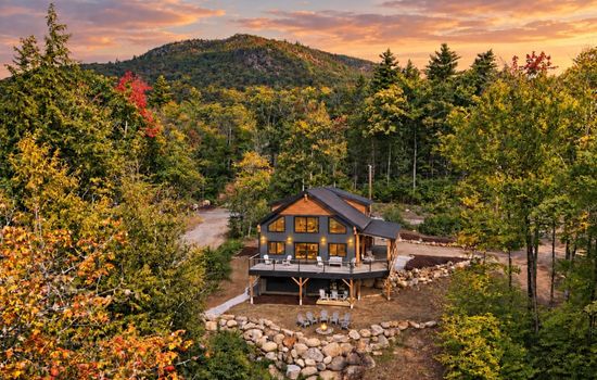 Stanton Ridge Retreat | Luxe Timber Frame | Views