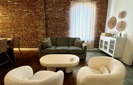 Hollyhock Suite 507: 3 bed /2 bath