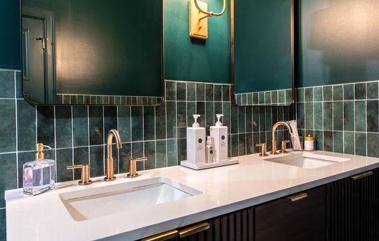 Hollyhock Suite 511: 1 bed/1 bath