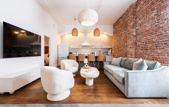 Hollyhock Suite 507: 3 bed /2 bath