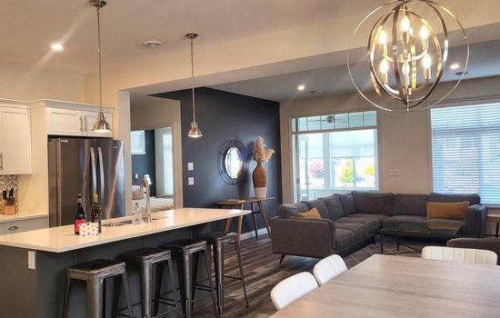 Large Modern Home at the Cottages #54