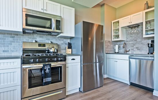 Sparrow’s Haven Garden Suite 202