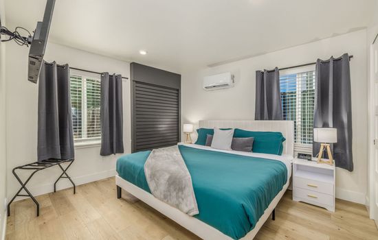 The Flats - Executive Suite - Downtown CDA