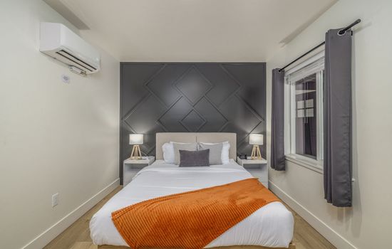 Fresh, Modern Retreat – 5 Min to CDA Lake & Vibrant Downtown