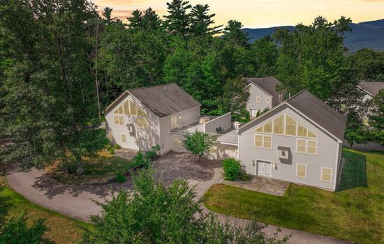 Locust Lodge #3 | 18 Beds, Sleeps 28, HotTub, Pool