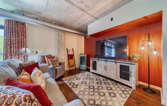 Cozy Boho Bellerive Condo on the Spokane River